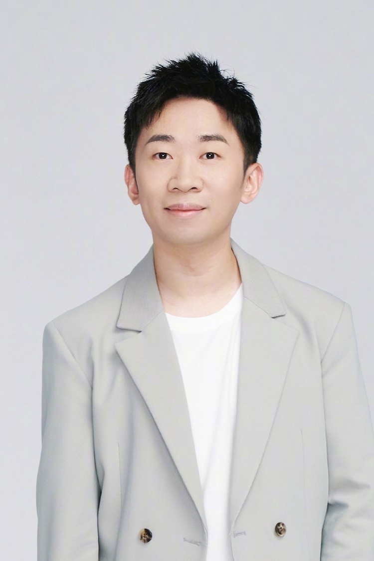 杨迪出场费代言费-杨迪工作室经纪人 - 明星商务网-艺正星娱